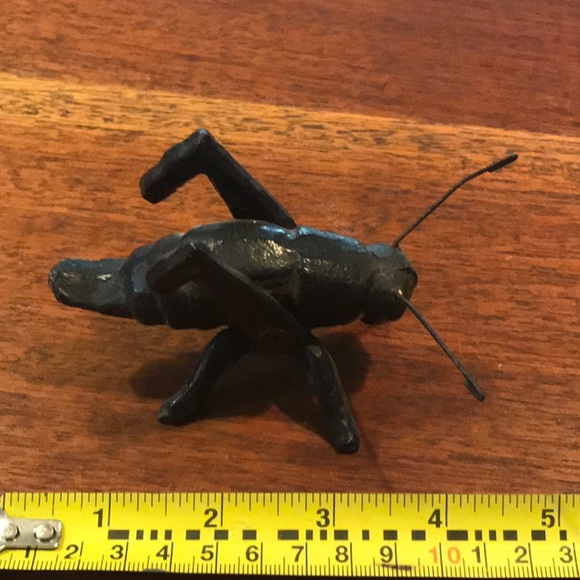 Cast iron GOOD LUCK cricket